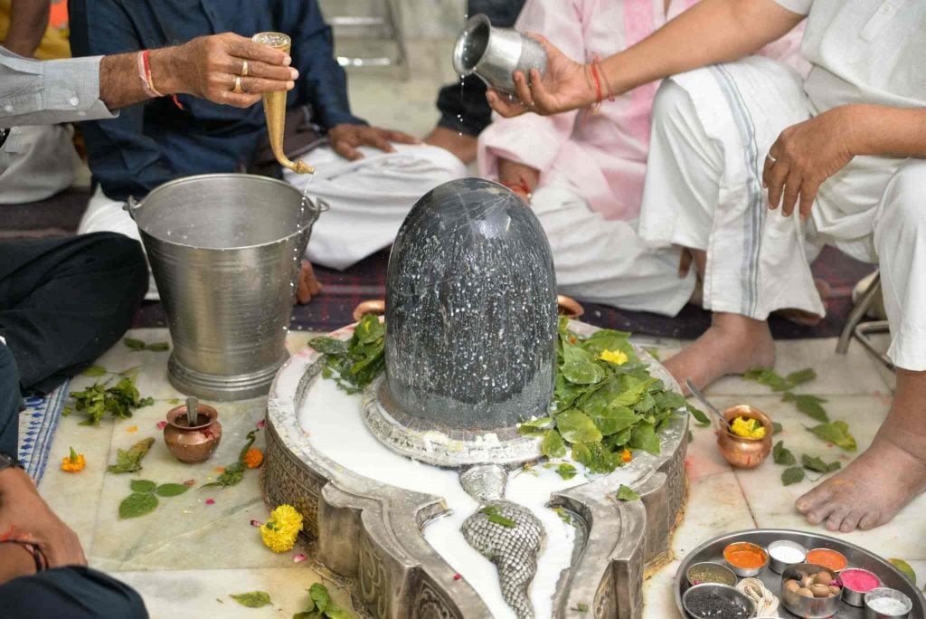 Why You Should Perform Rudra Abhishek This Maha Shivaratri