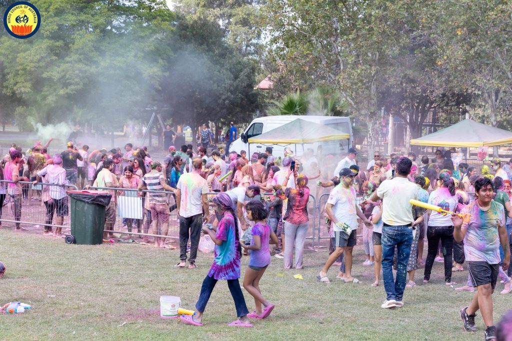 HCA holi 2-min